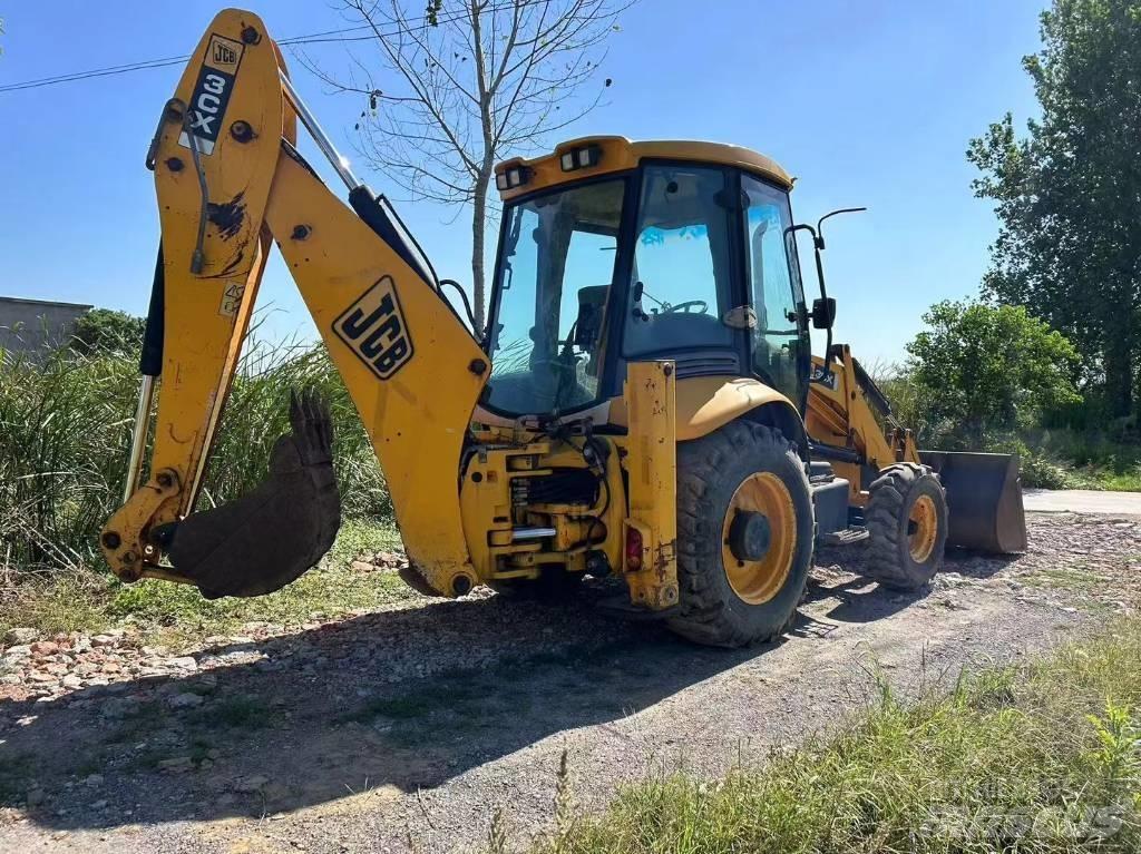 JCB 3 CX Backhoe Loaders