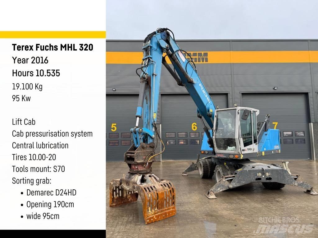Fuchs MHL 320 Waste / Industry Handlers