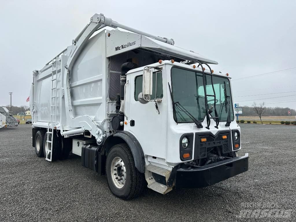 Mack MRU613 Garbage Trucks / Recycling Trucks