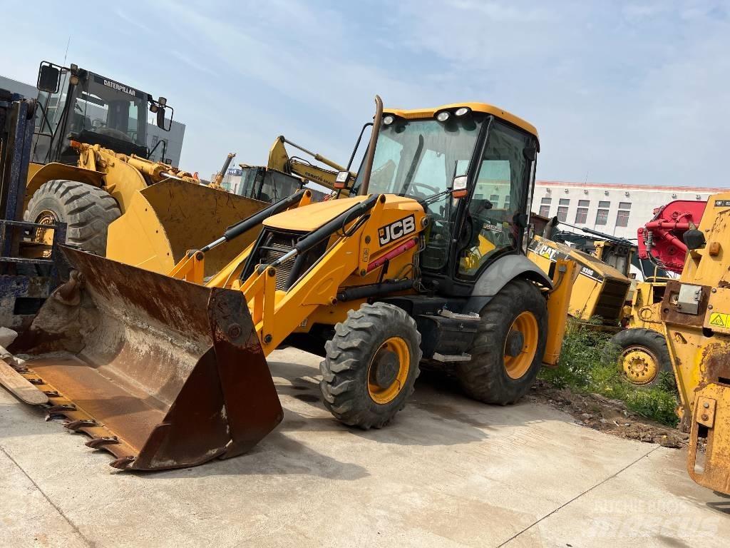 JCB 3CX Backhoe Loaders