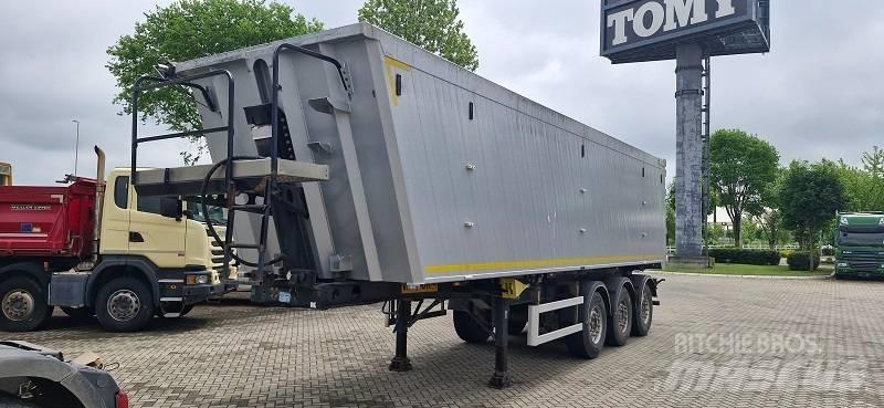 Wielton 50 m3 Grain / Hopper / Tipper Trailers