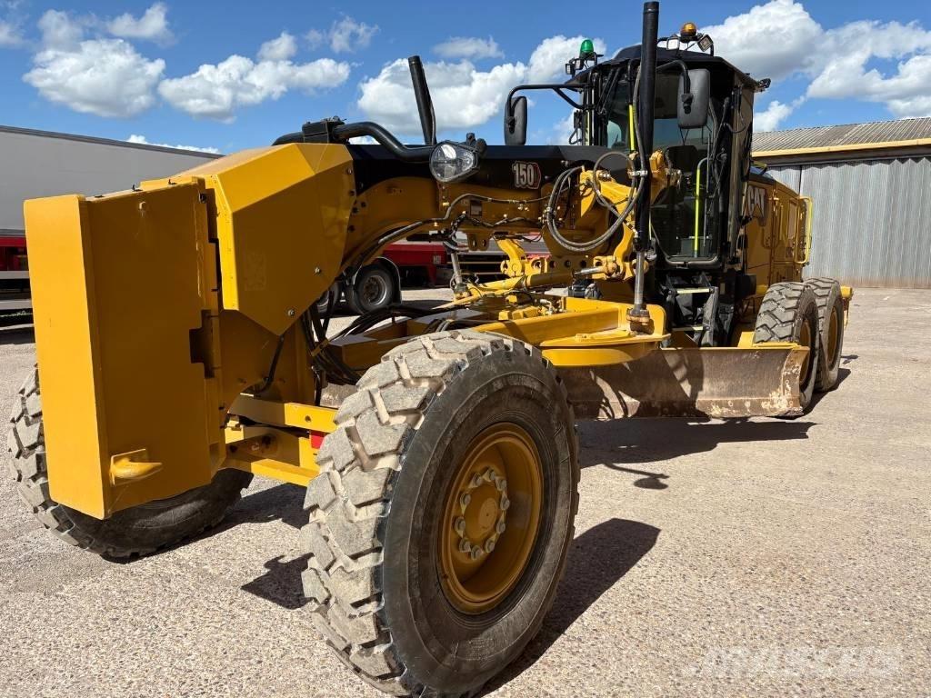 CAT 150 Motor Graders