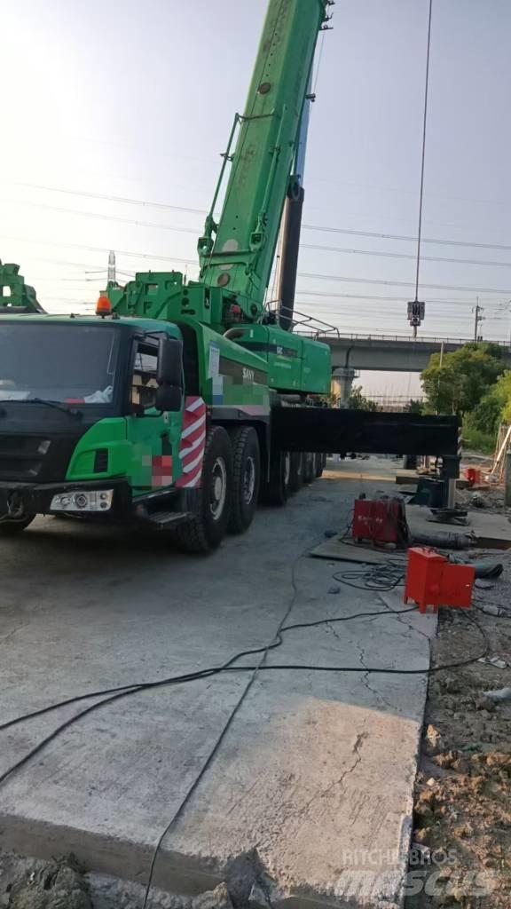 Sany SAC3000 Mobile and all terrain cranes