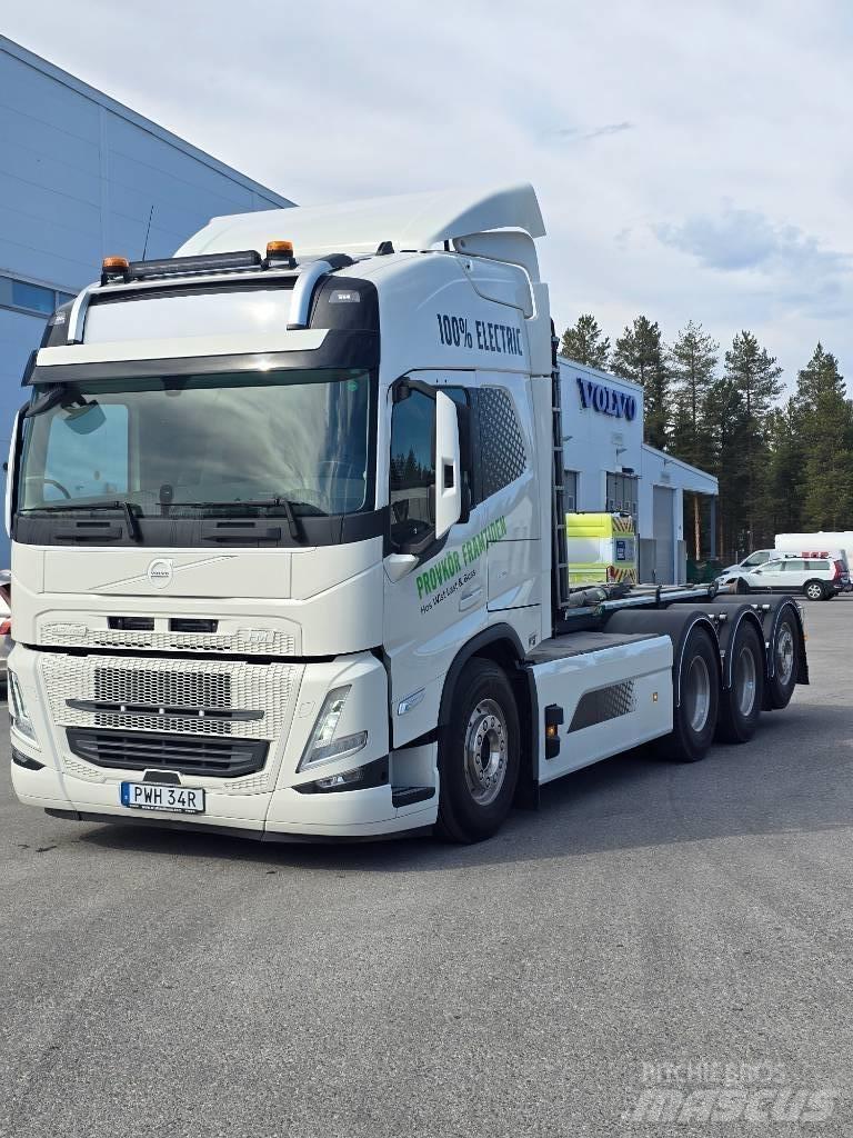 Volvo FM Electric Hook lift trucks