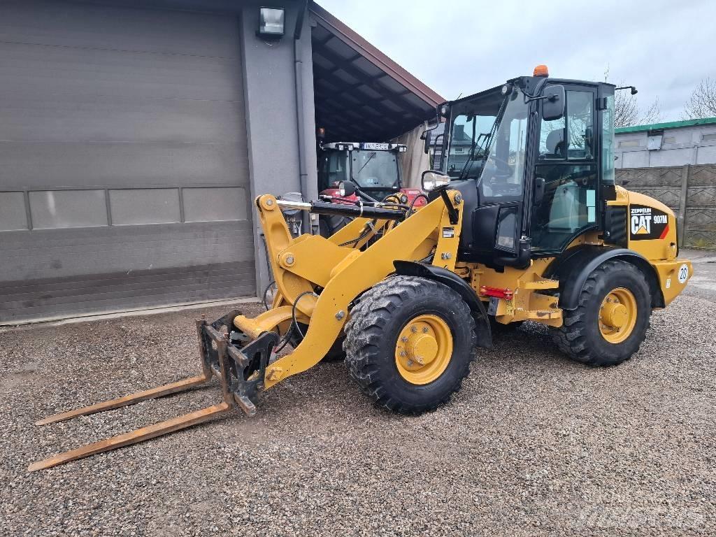 CAT 907 M Wheel Loaders