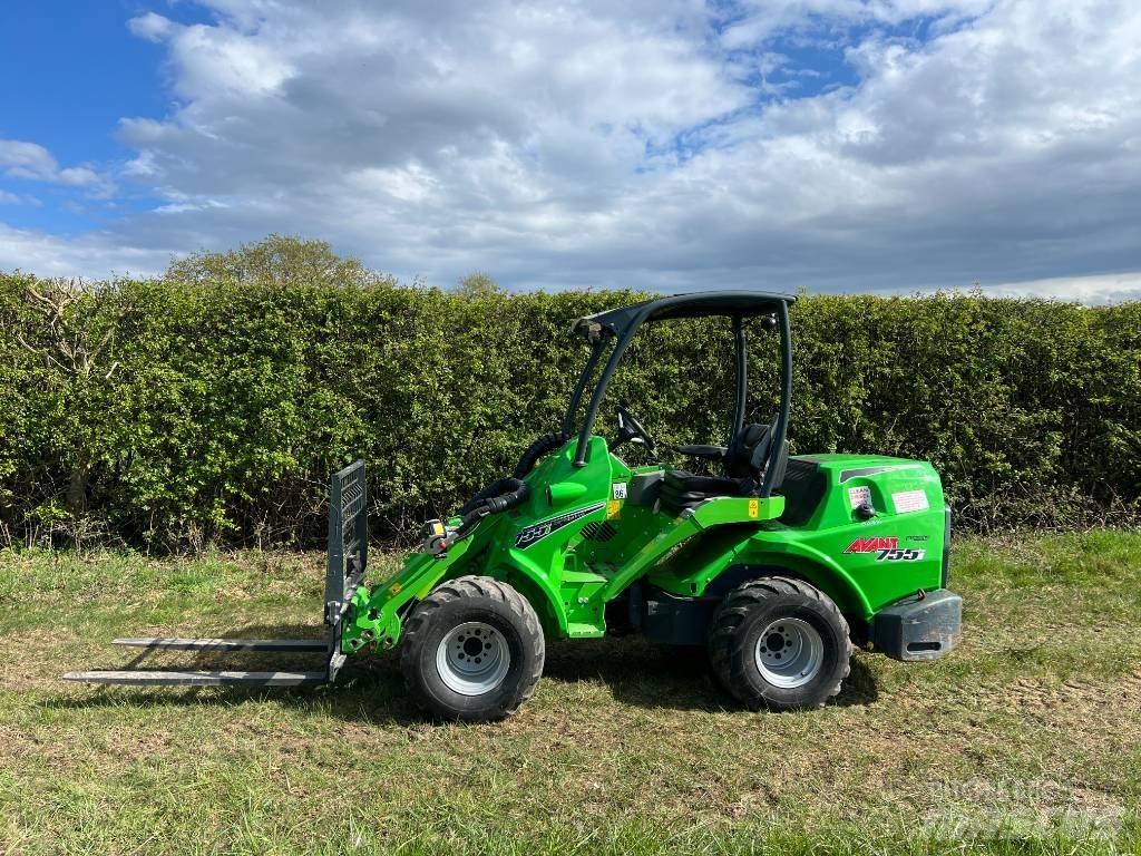 Avant 755 i Mini Loader