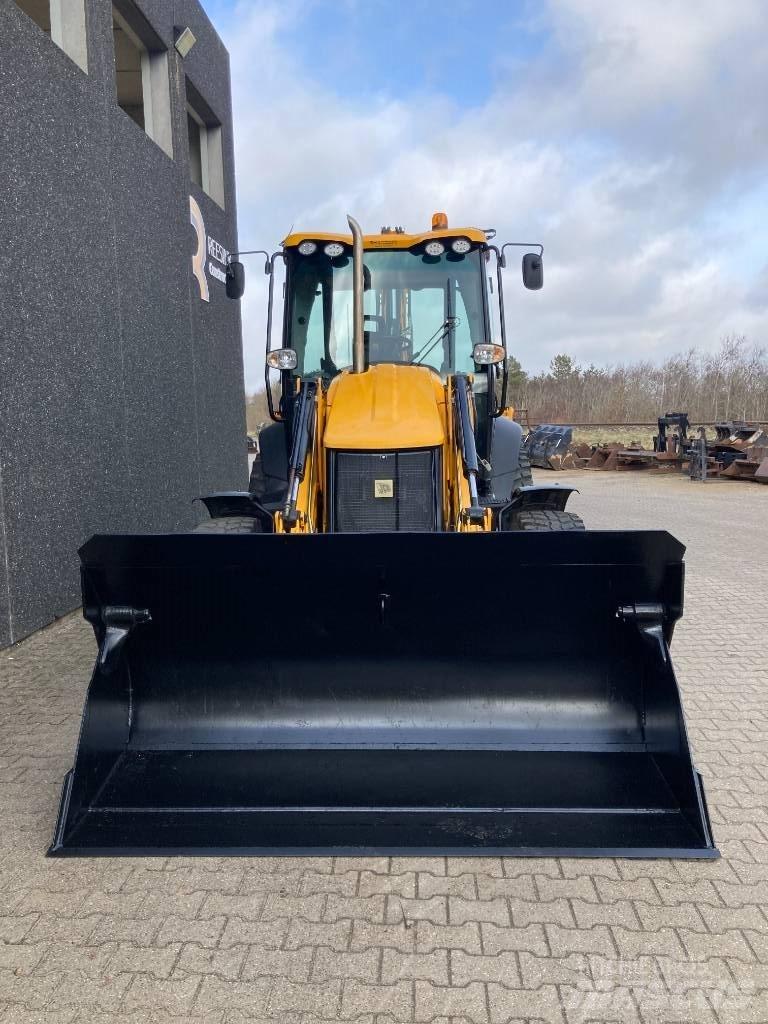 JCB 3 CX Backhoe Loaders