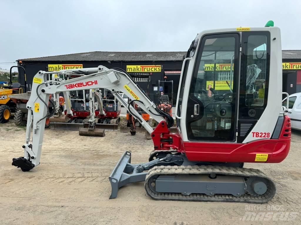 Takeuchi TB228 Mini Excavators <7t (Mini Diggers)