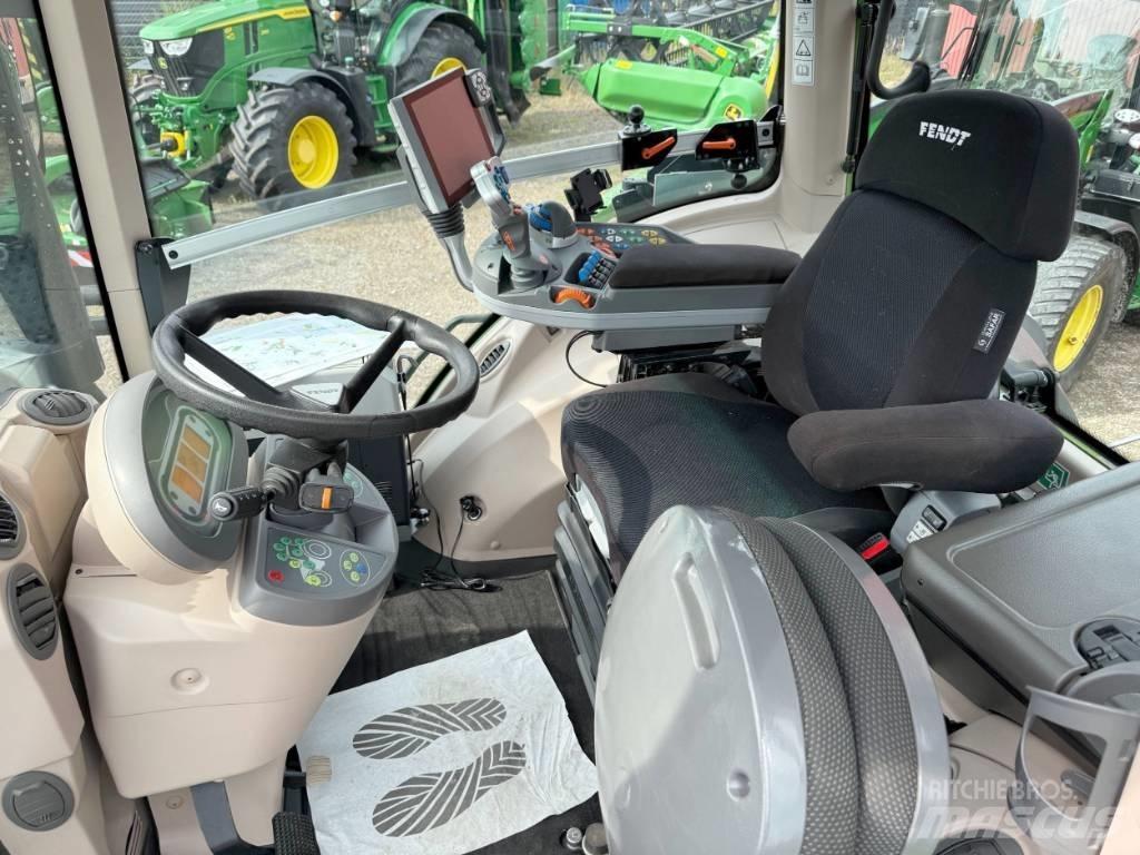 Fendt 828 Tractors