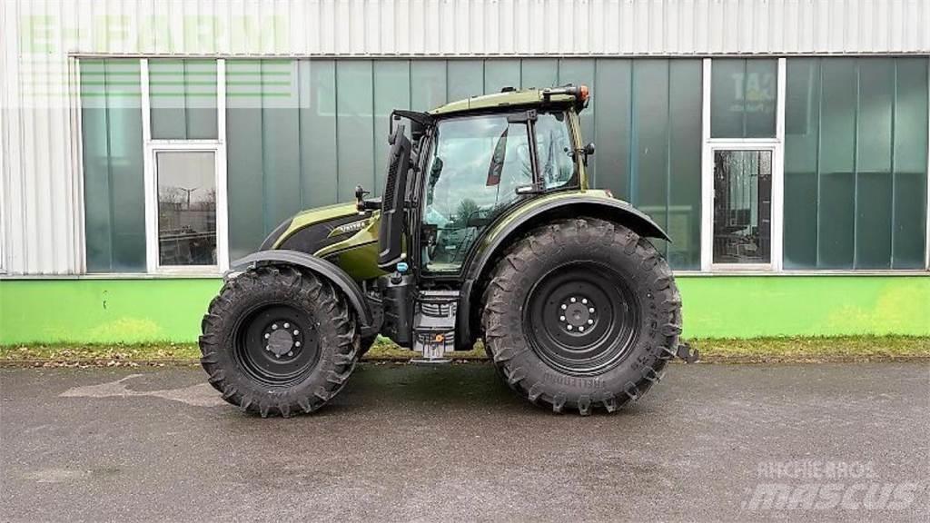 Valtra n155ea Tractors