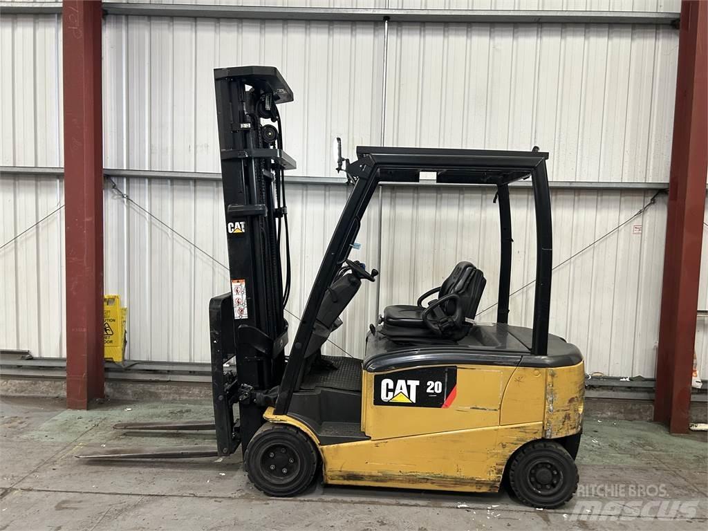 CAT EP20PN Electric Forklifts