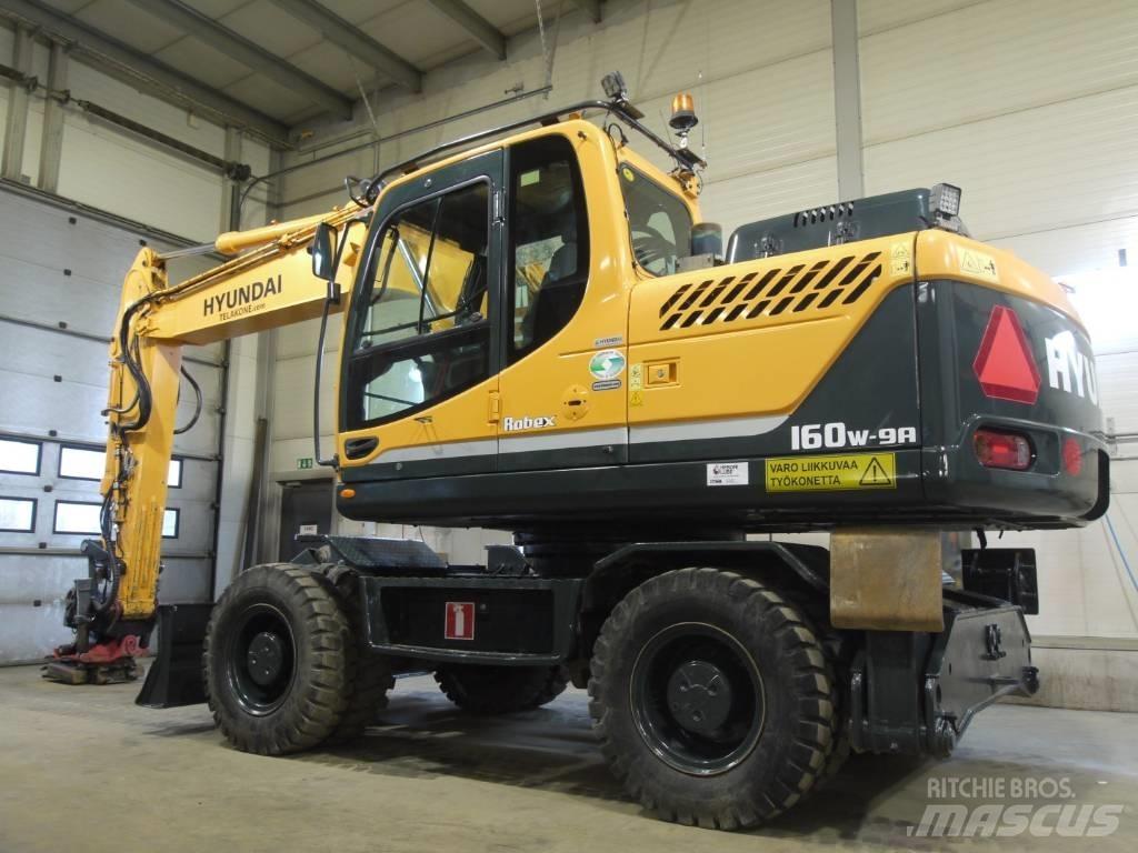 Hyundai R 160 W-9A Wheeled Excavators