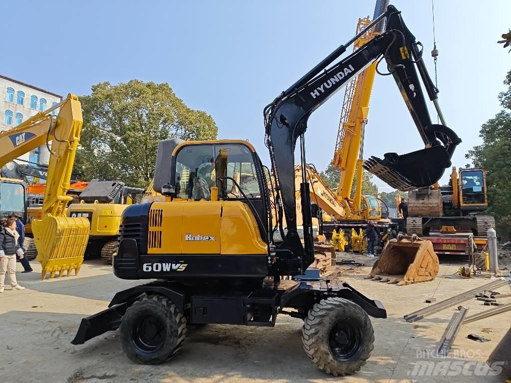 Hyundai 60W-9 Wheeled Excavators