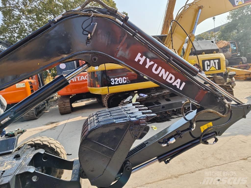 Hyundai 60W-9 Wheeled Excavators