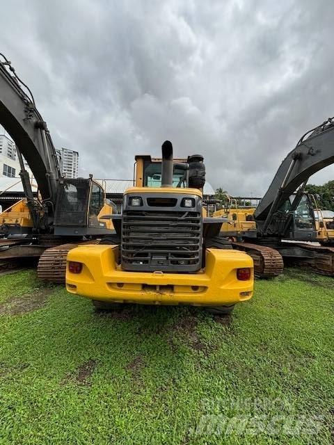 Volvo L 90 F Wheel Loaders