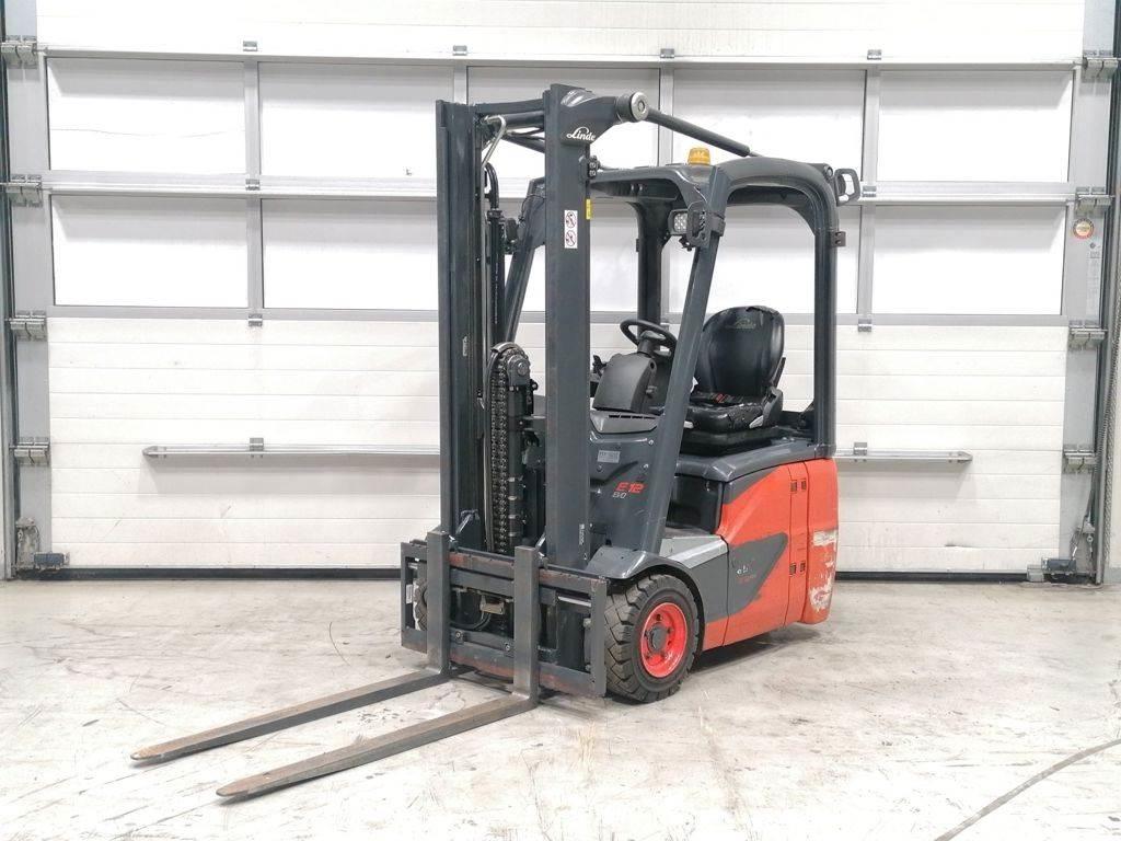 Linde E12-02 Electric Forklifts