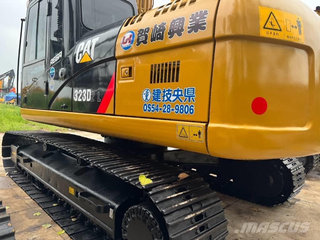 CAT 323D2 Crawler Excavators