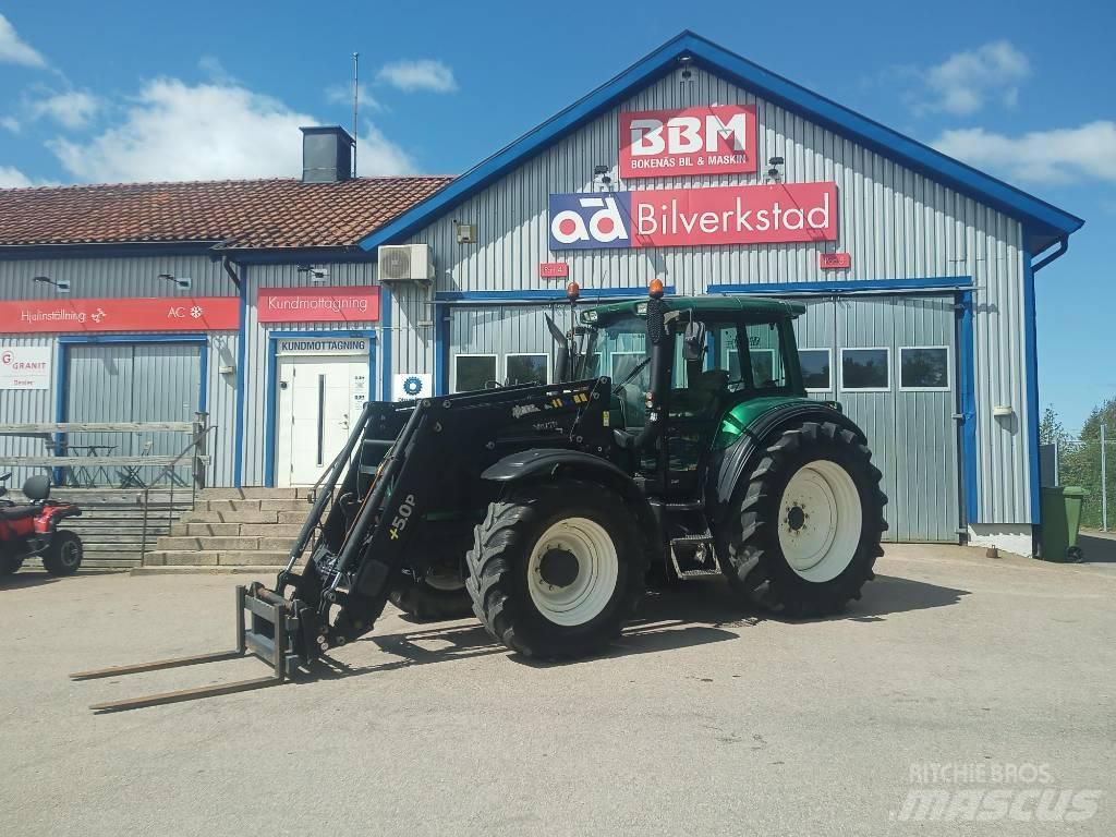Valtra T 160 Tractors
