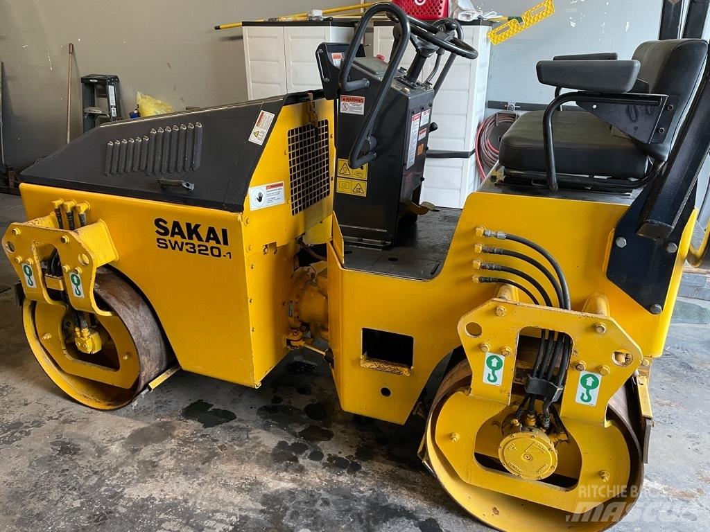 Sakai SW 320-1 Twin drum rollers