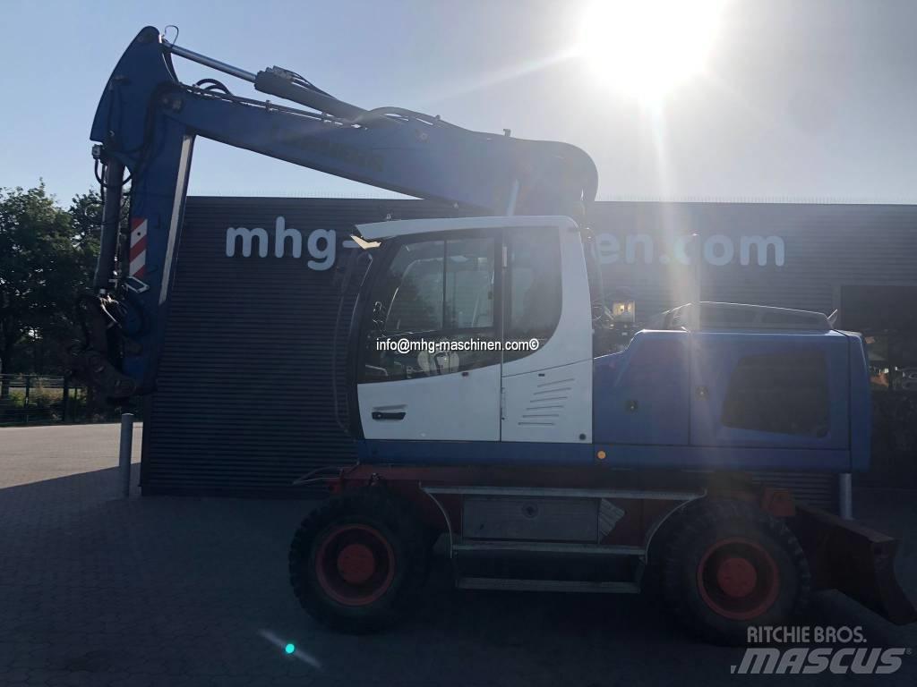 Liebherr A 920 Wheeled Excavators