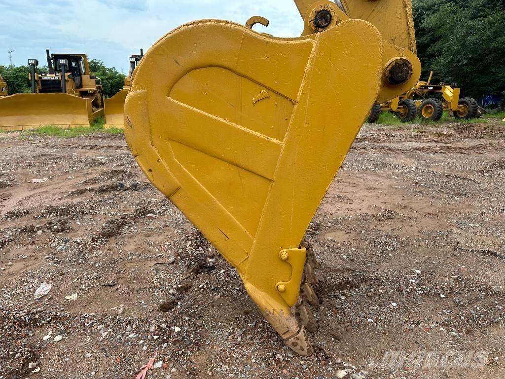 CAT 330 CL Crawler Excavators