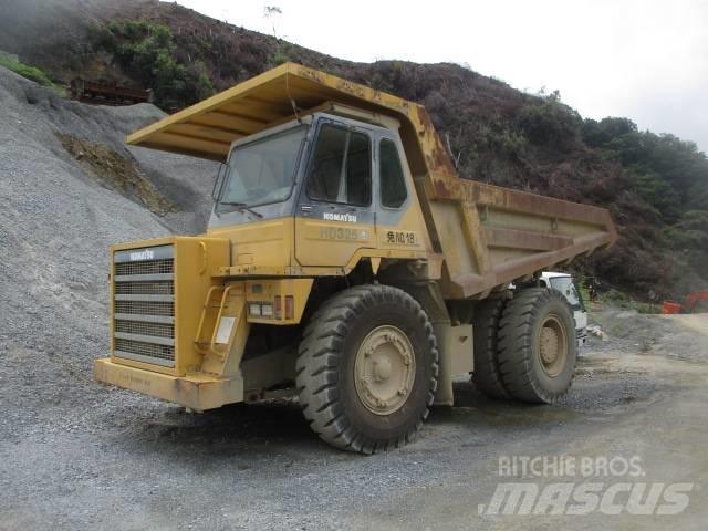 Komatsu HD325-6E0 Tracked Dumpers