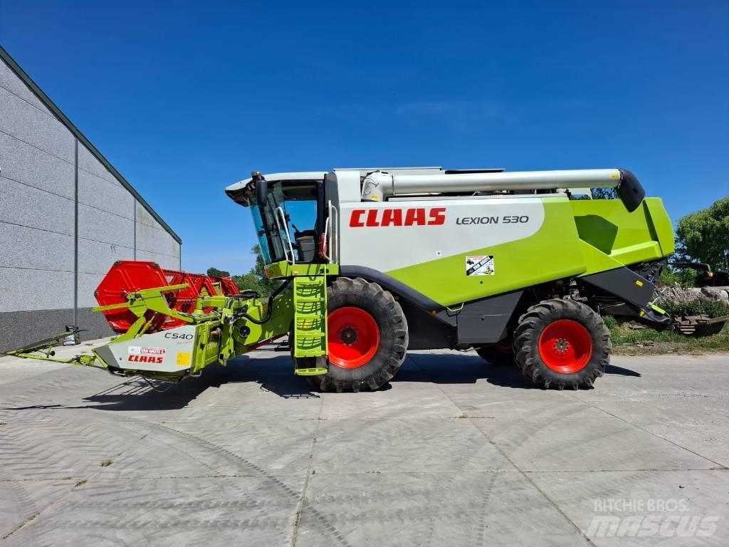 CLAAS Lexion 530 Combine Harvesters