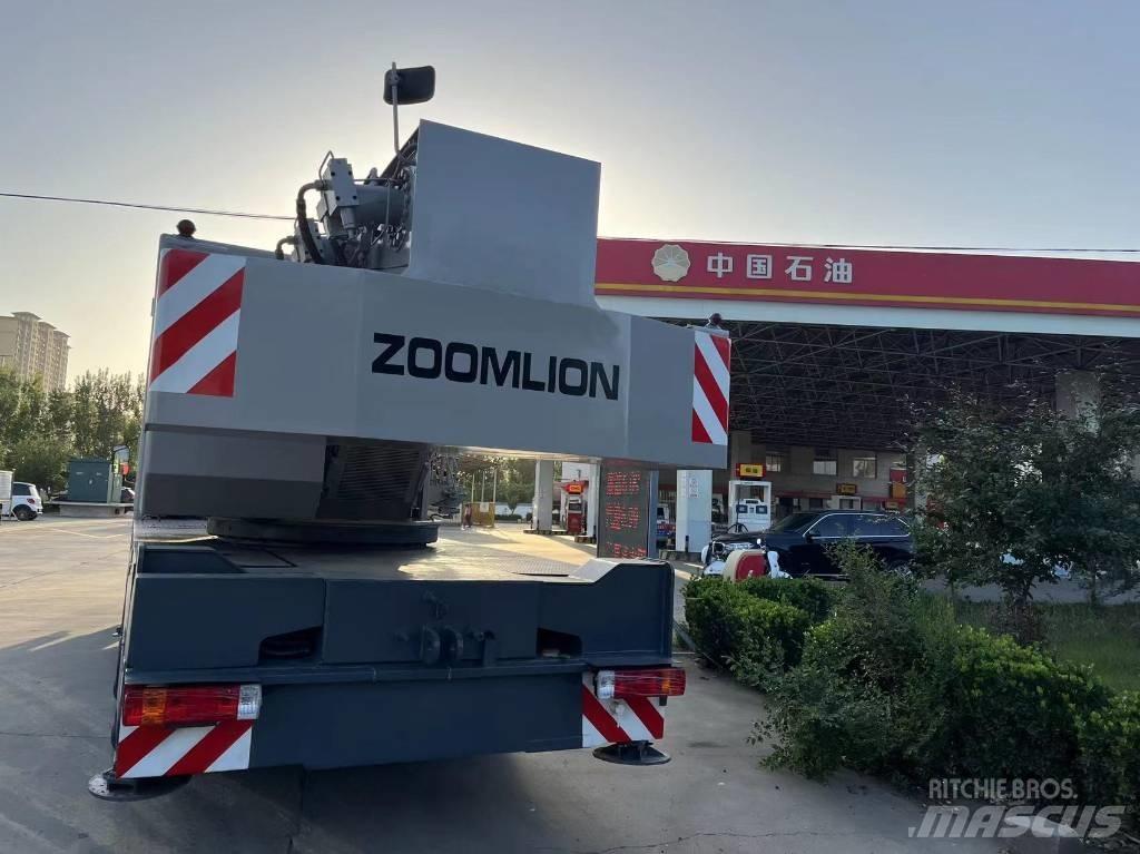 Zoomlion QY25V Mobile and all terrain cranes