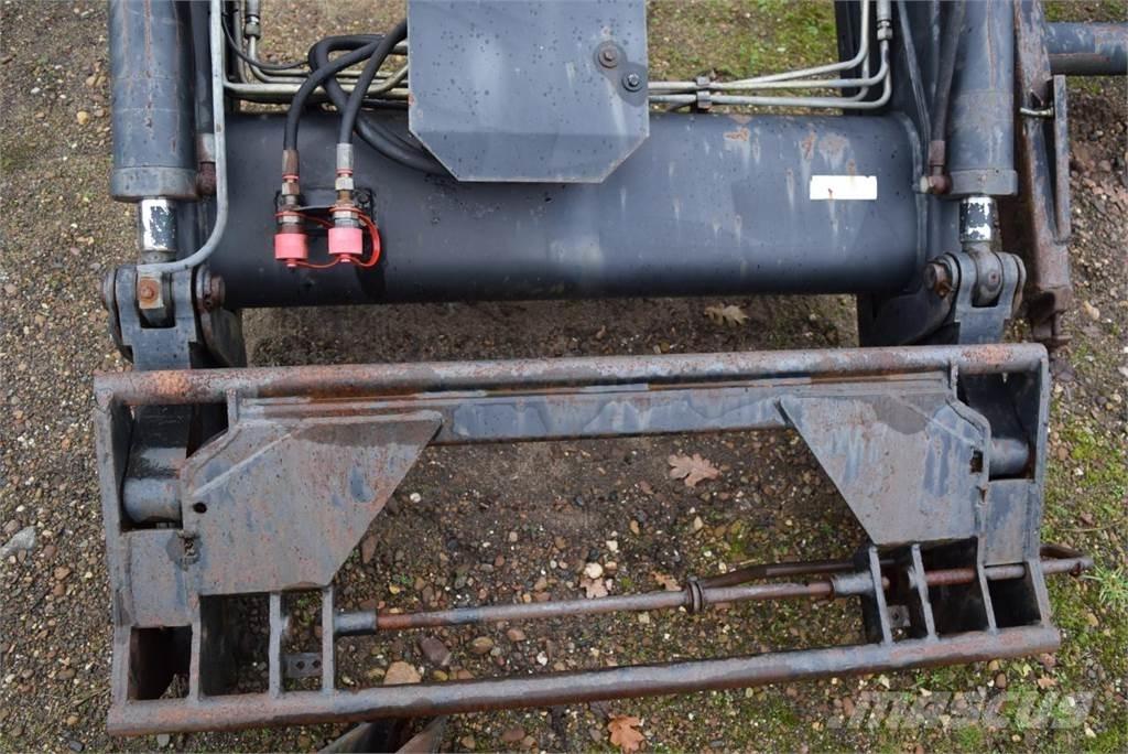 Stoll Robust F71 Front Loaders