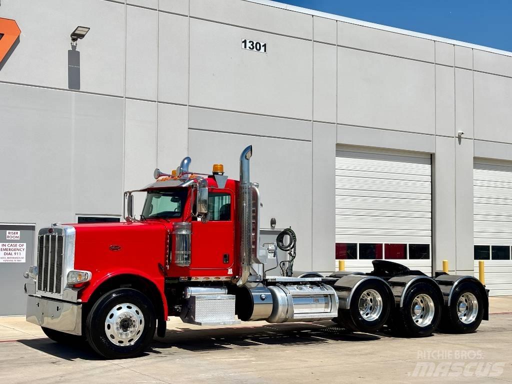 Peterbilt 389 Conventional Trucks / Tractor Trucks