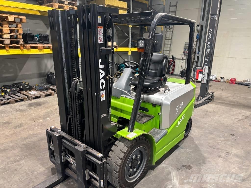 JAC CPD35 Electric Forklifts
