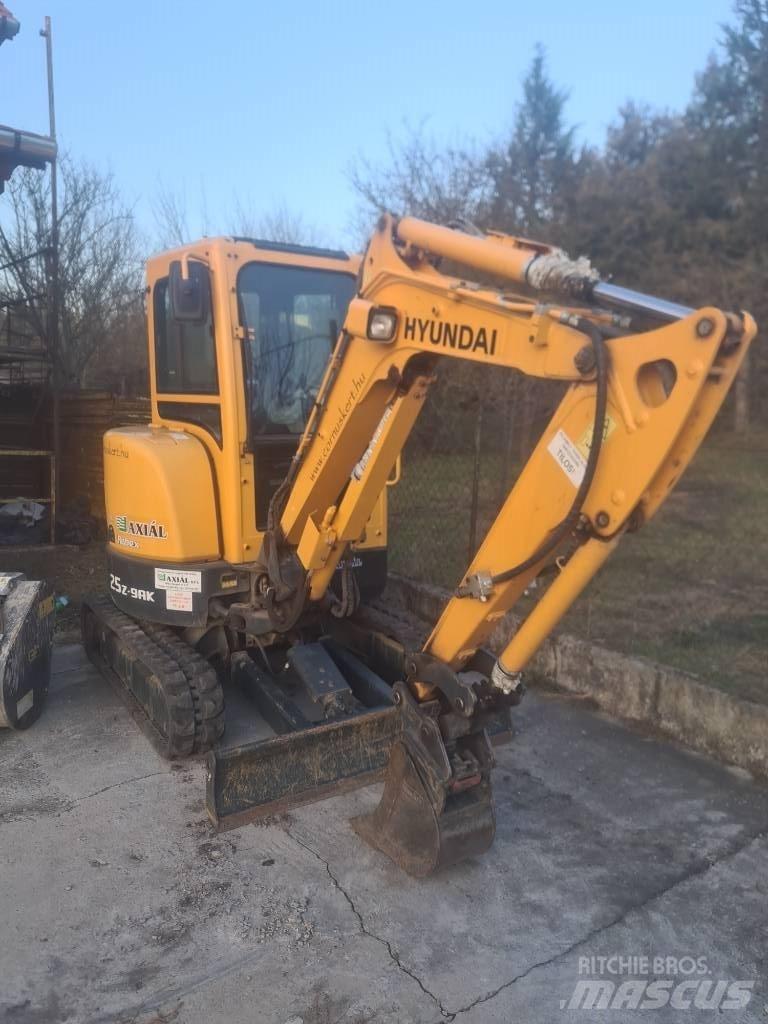 Hyundai R25Z-9 AK Mini Excavators <7t (Mini Diggers)