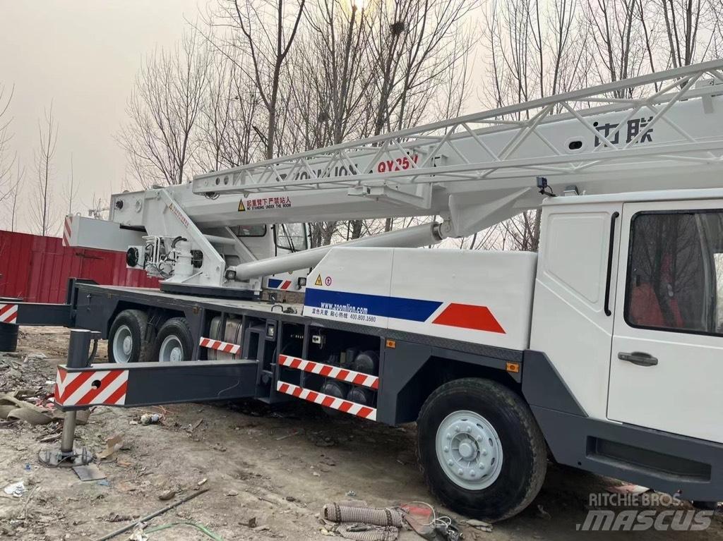 Zoomlion QY25V Mobile and all terrain cranes