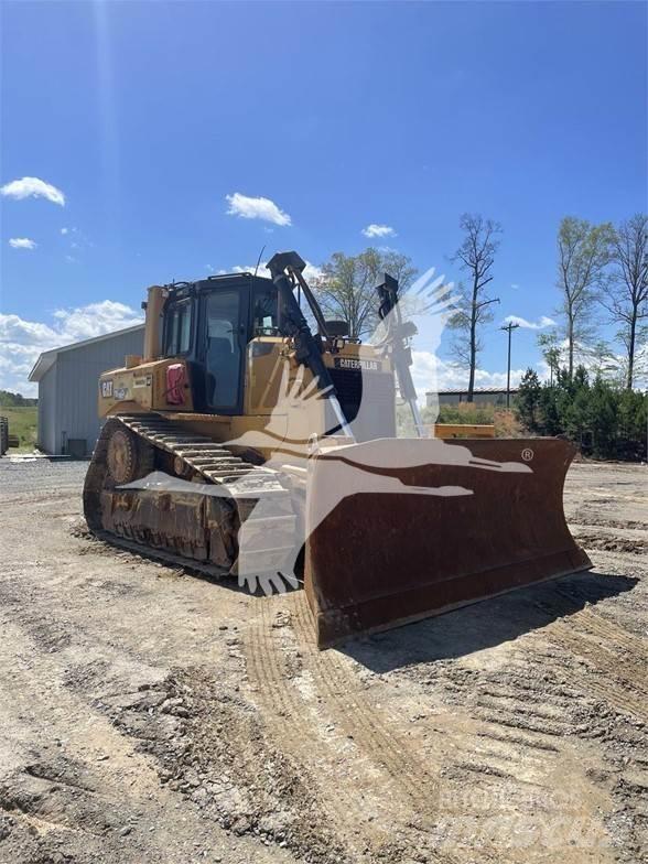 CAT D6T XL Crawler dozers