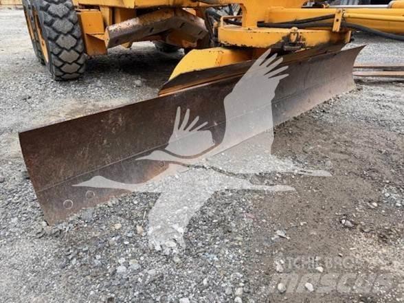 LeeBoy 635B Motor Graders