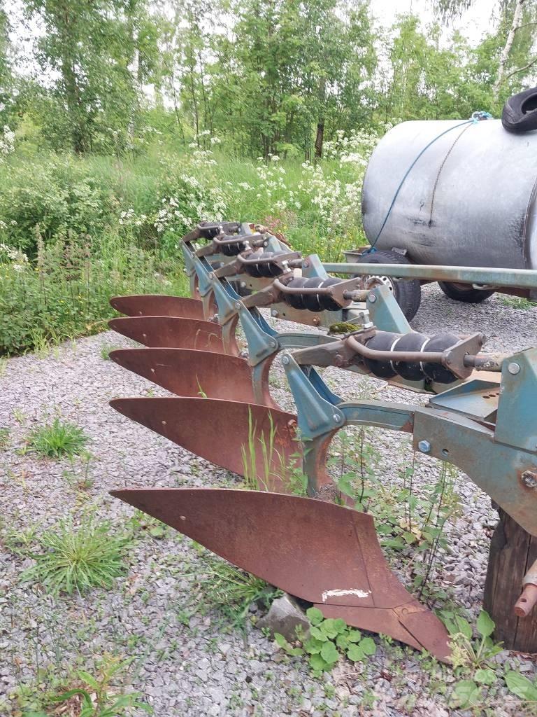 Överum CT 487 G Plows