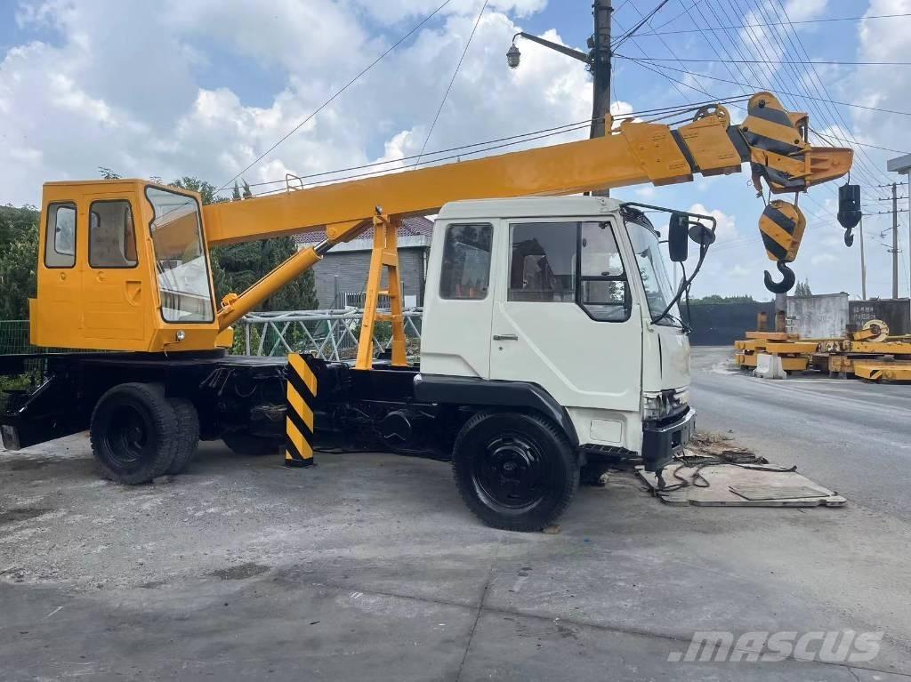 Tadano TS 80 R-1 Mobile and all terrain cranes