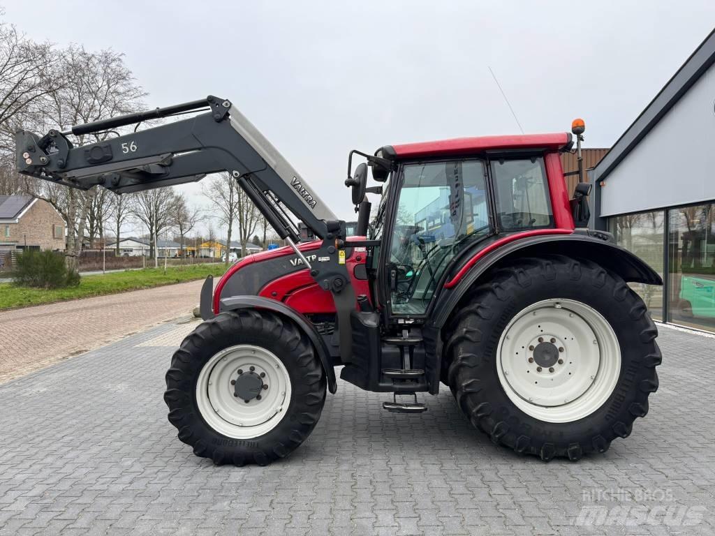 Valtra N 101 Tractors