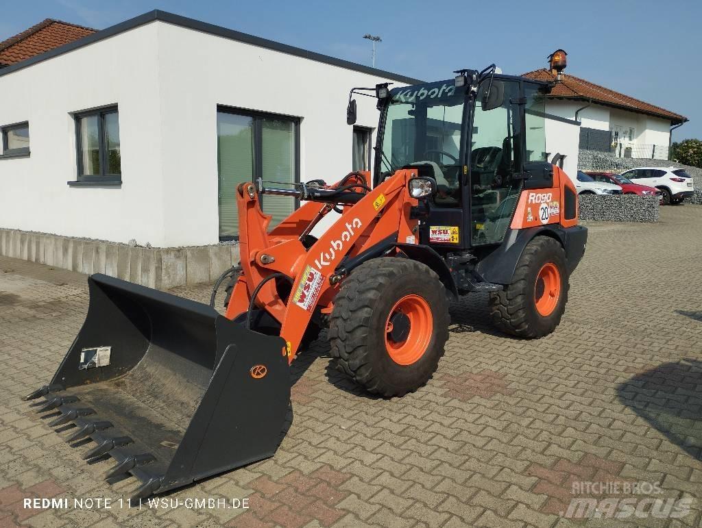 Kubota R090 Wheel Loaders