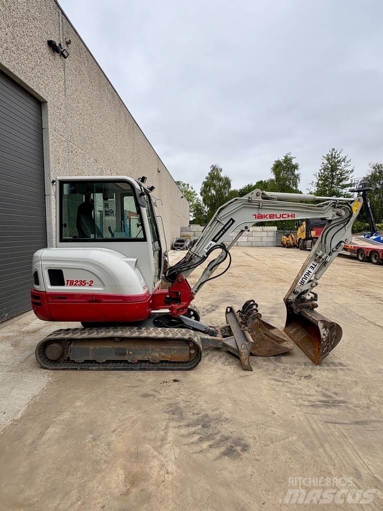 Takeuchi TB 235 Mini Excavators <7t (Mini Diggers)