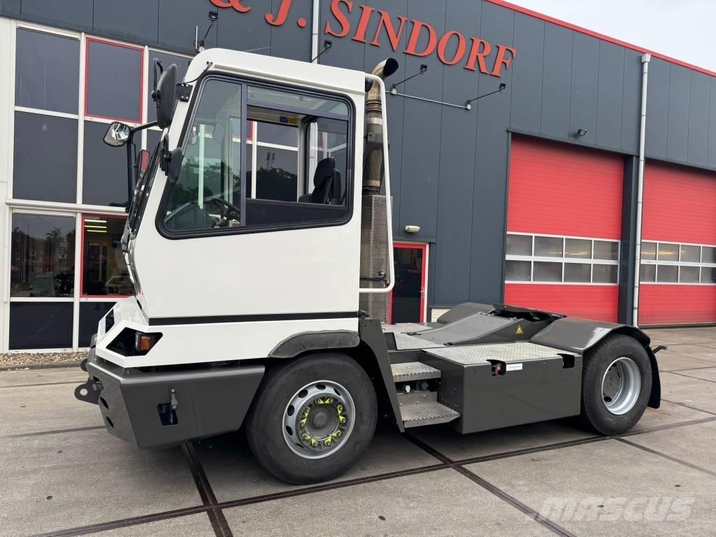 Terberg YT182 Shunt Trucks
