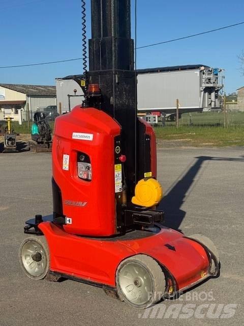 Manitou 100 VJR Vertical mast lifts