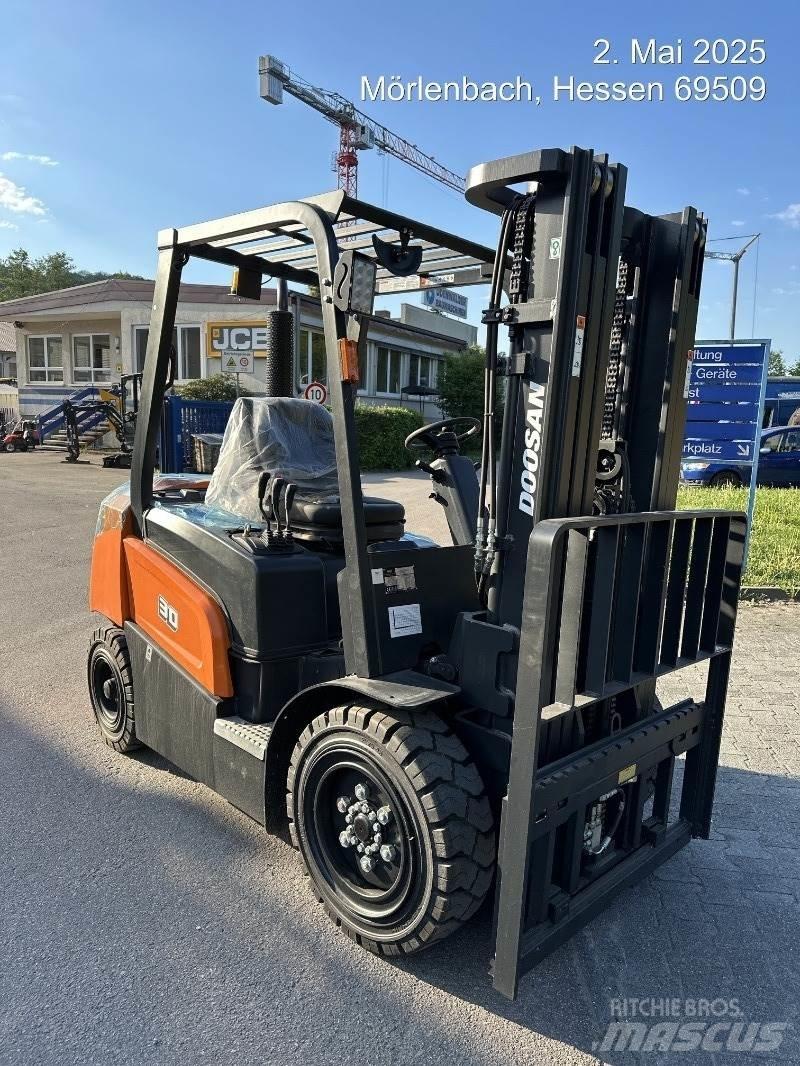 Doosan D30NXP Diesel Forklifts