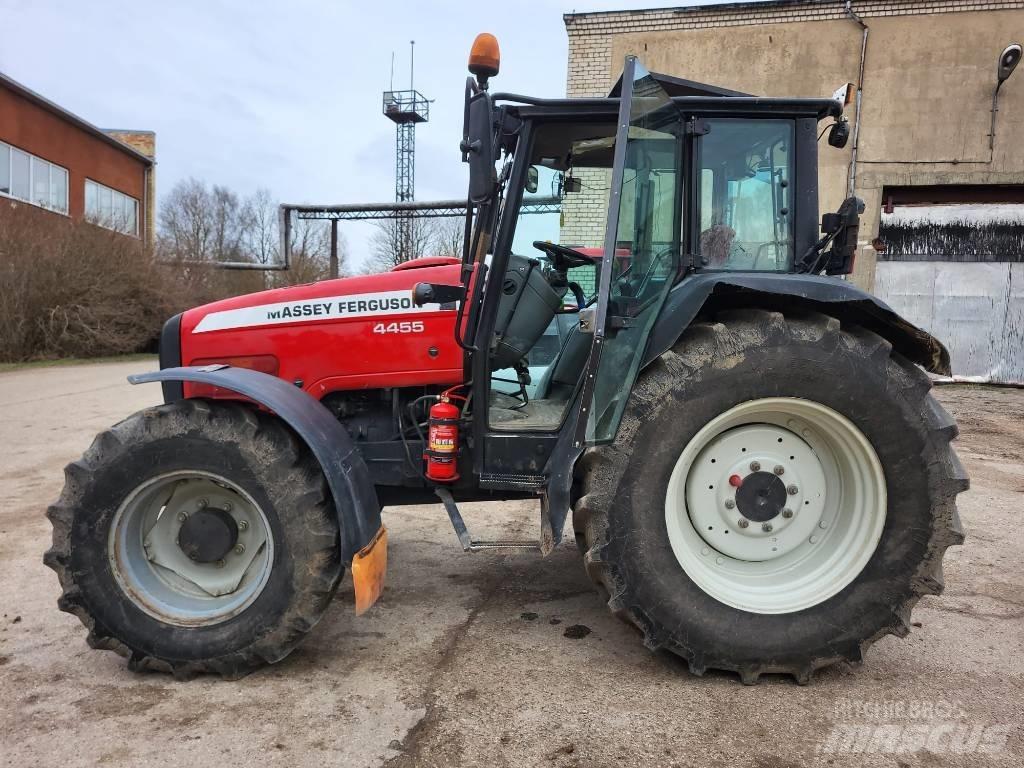Massey Ferguson 4455 Tractors