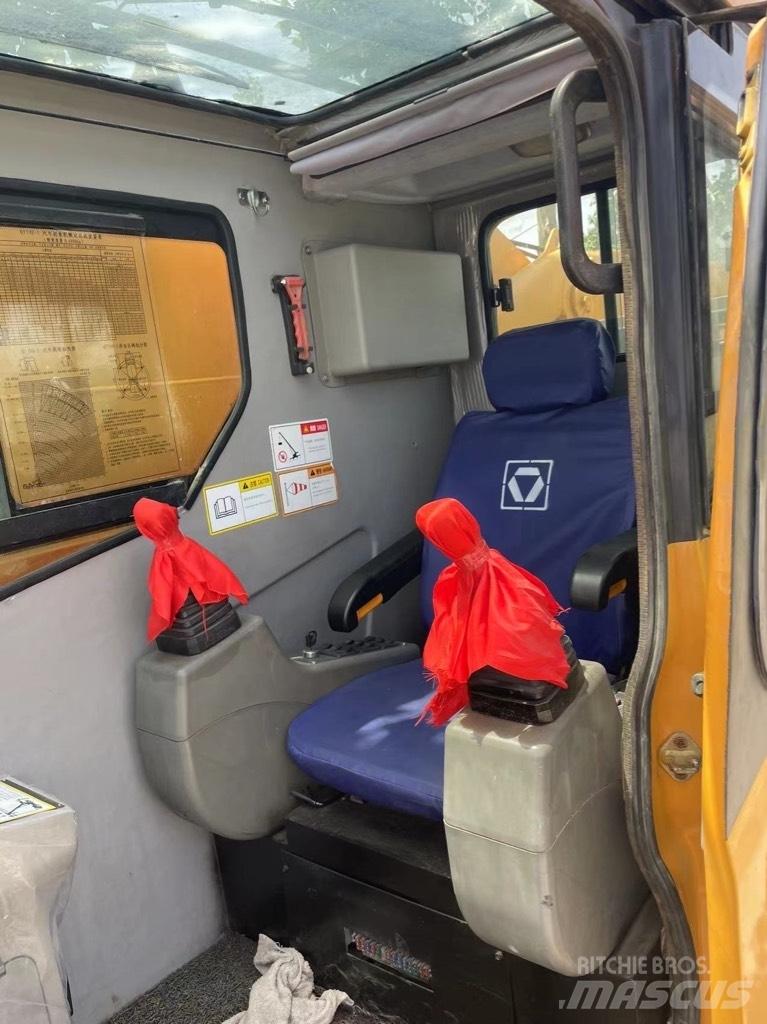 XCMG QY70KC Mobile and all terrain cranes