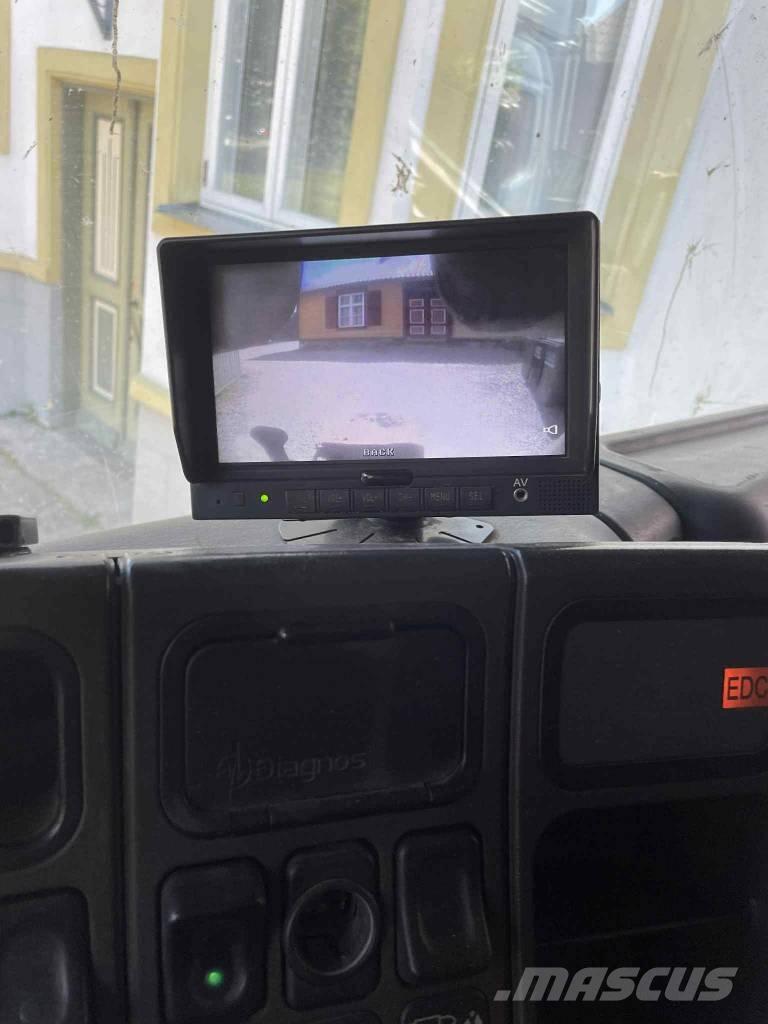 Scania 124 C 420 Hook lift trucks