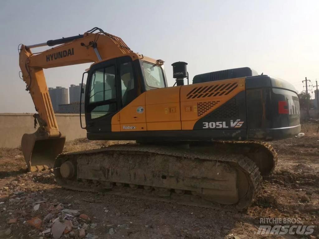Hyundai 350L VS Crawler Excavators