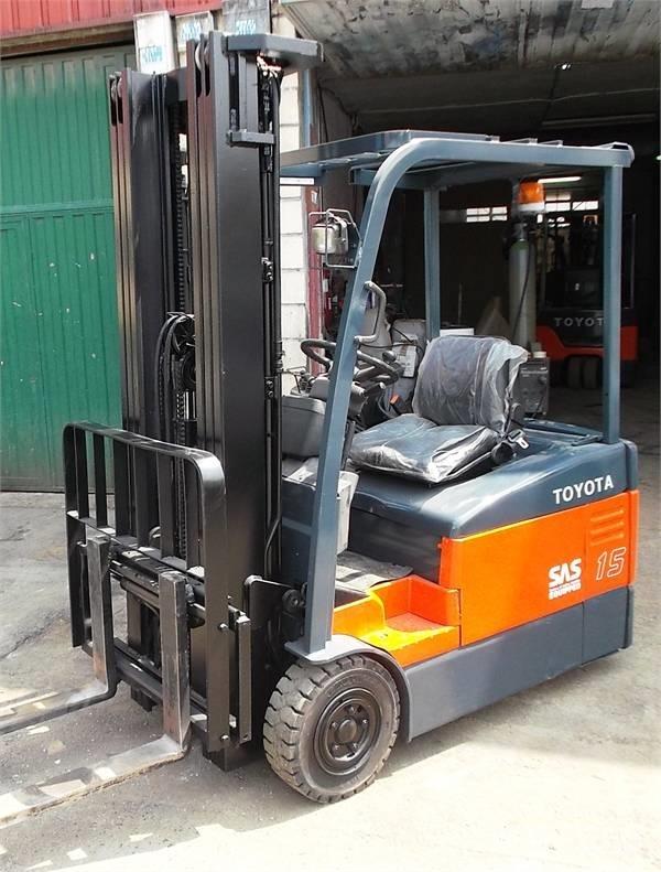 Toyota 7 FBEF 15 Electric Forklifts