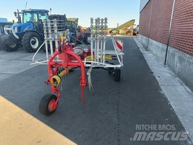 Pöttinger TOP 462 Swathers \ Windrowers