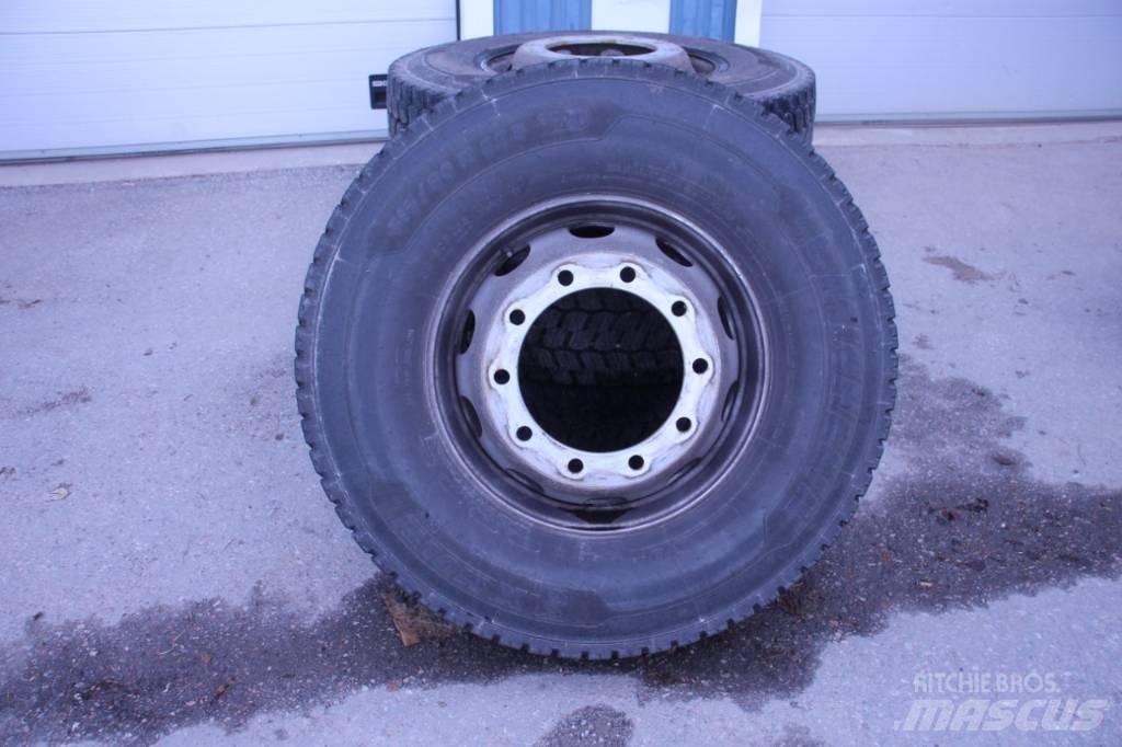 Michelin X MULTI Tires, wheels and rims
